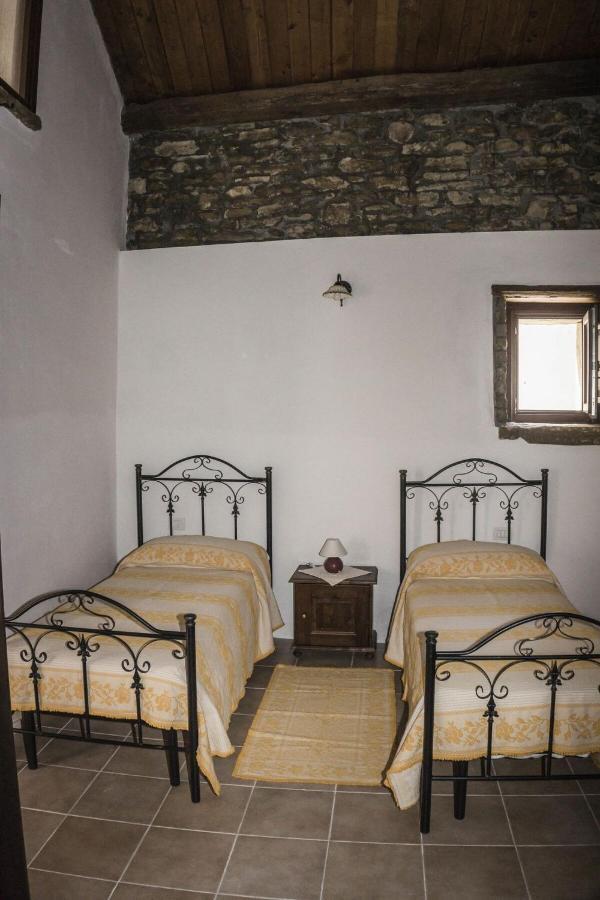 Albergo Diffuso Il Mandorlo Baressa Exterior photo